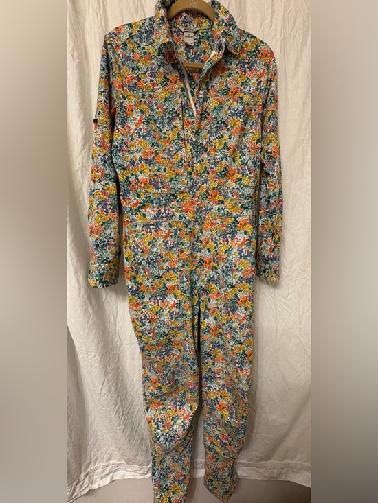 Duluth Trading Co Pants - Duluth Trading Co. long sleeve floral jumpsuit. Size small.